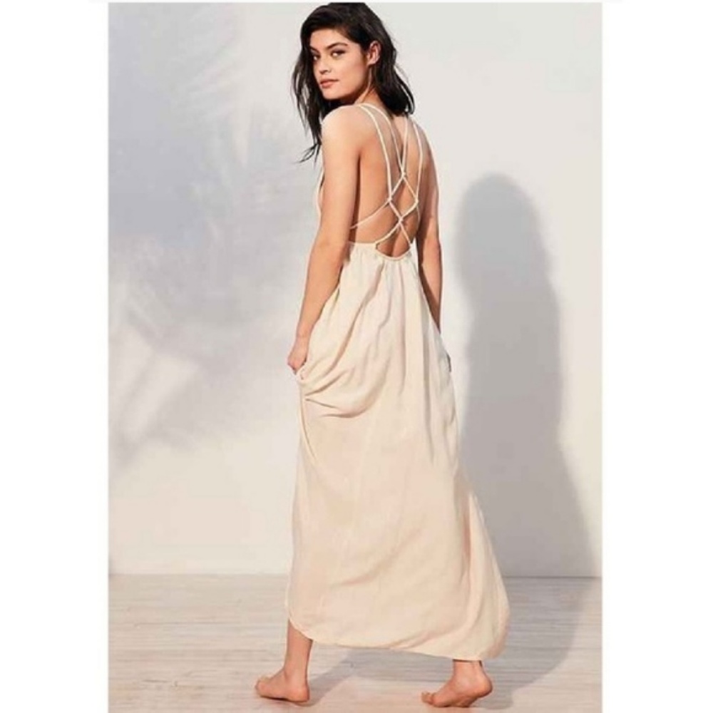 UO Out From Under Knotted Back Beach Maxi Cover-Up